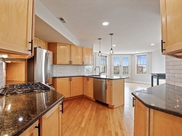 40 Baxter St, Unit 7, Boston, MA 02127