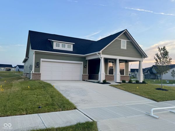 3198 Bellflower Drive , Greenwood, IN 46143