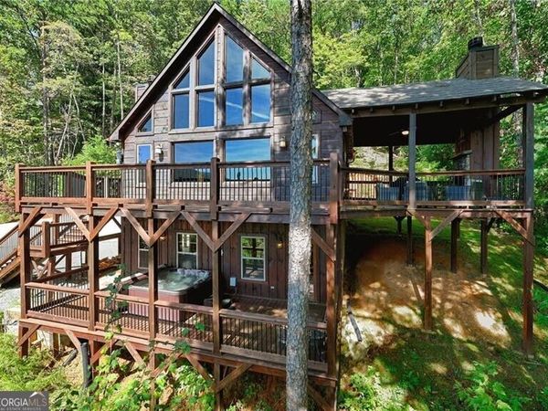 300 Cloudland Trace, Epworth, GA 30541