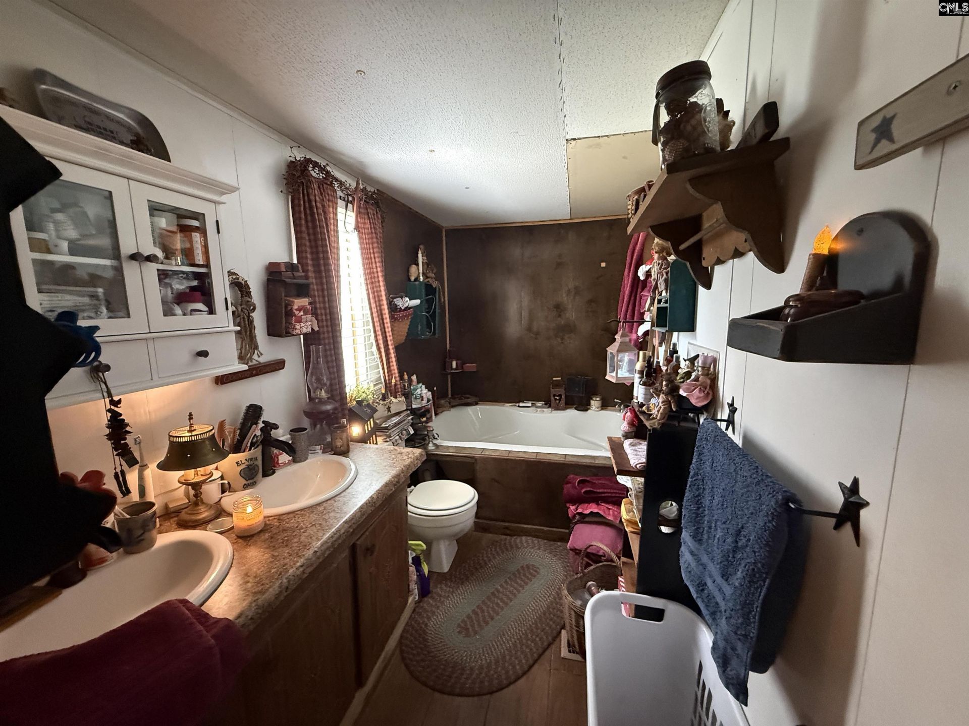 427 Gramercy Lane  Photo 13