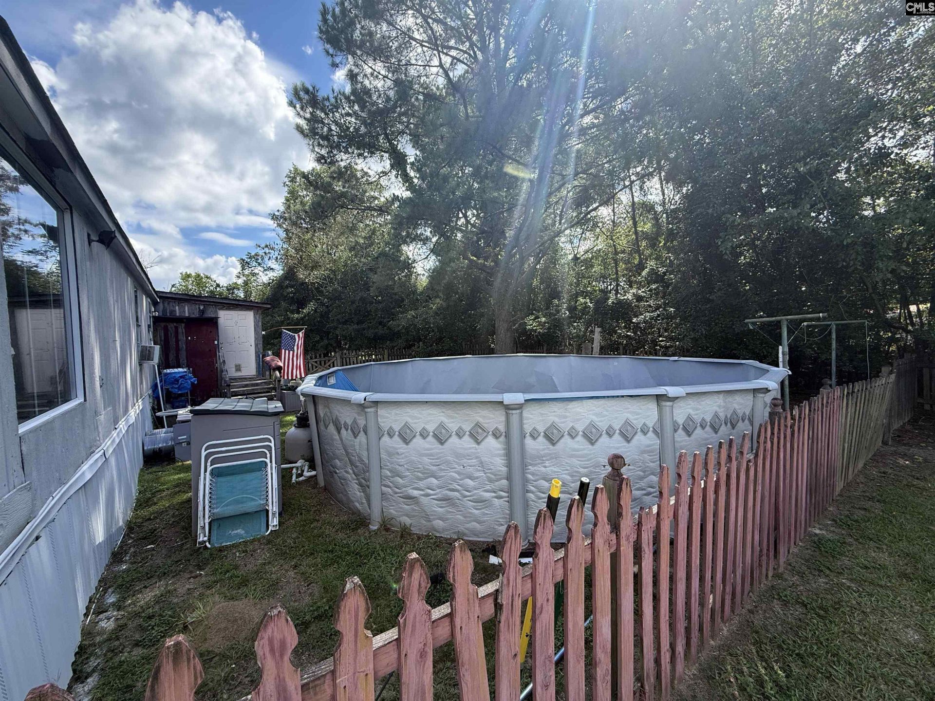 427 Gramercy Lane  Photo 32