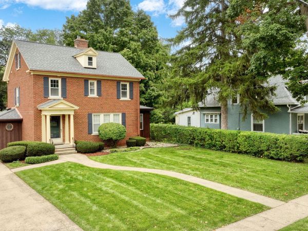 946 College Avenue, Adrian, MI 49221