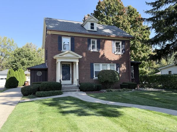 946 College Avenue, Adrian, MI 49221