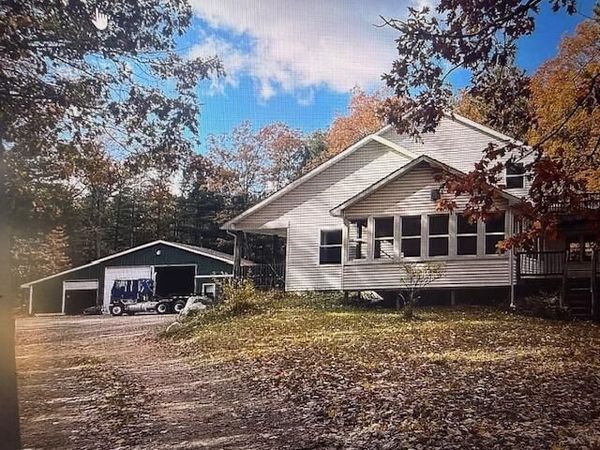 9858 N Woodbridge Avenue, Bitely, MI 49309