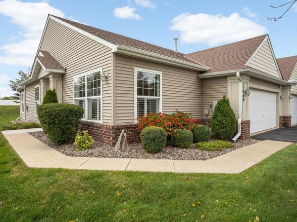 17860 38th Avenue N, Plymouth, MN 55446