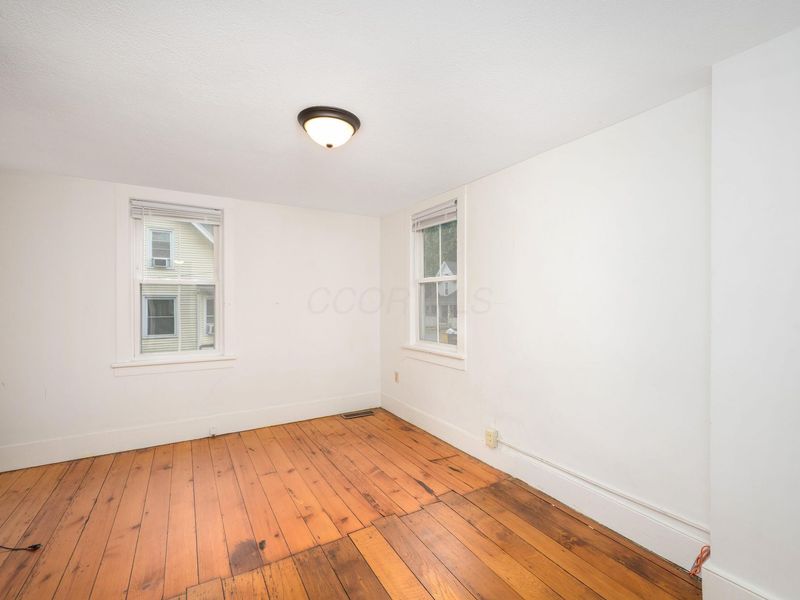 21 W College Street , Fredericktown, OH 43019 Photo 13
