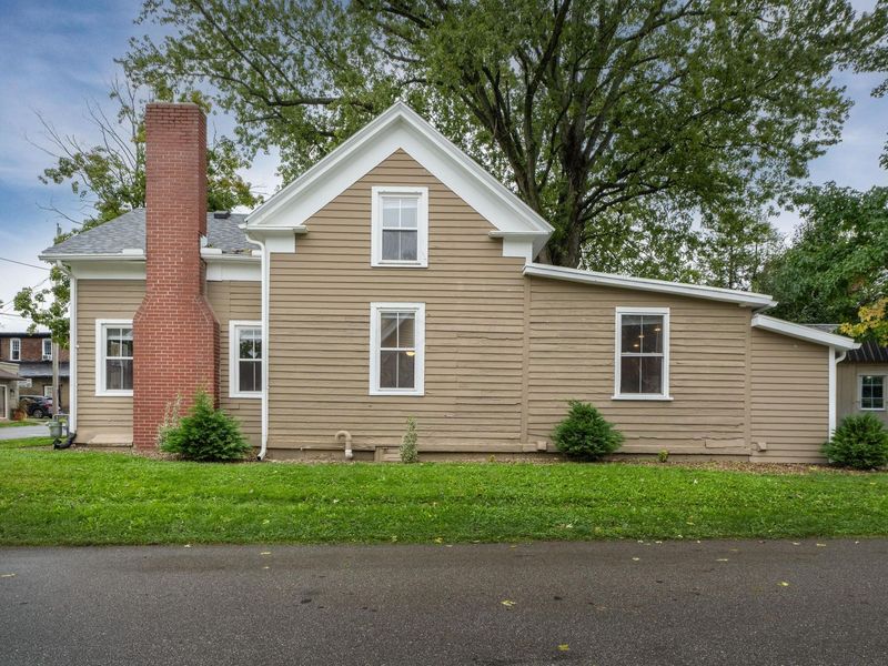 21 W College Street , Fredericktown, OH 43019 Photo 23