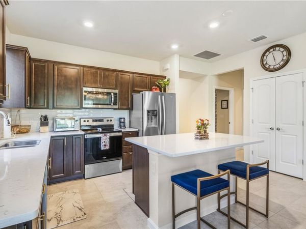 4181 Silver Maple Way , Vero Beach, FL 32967