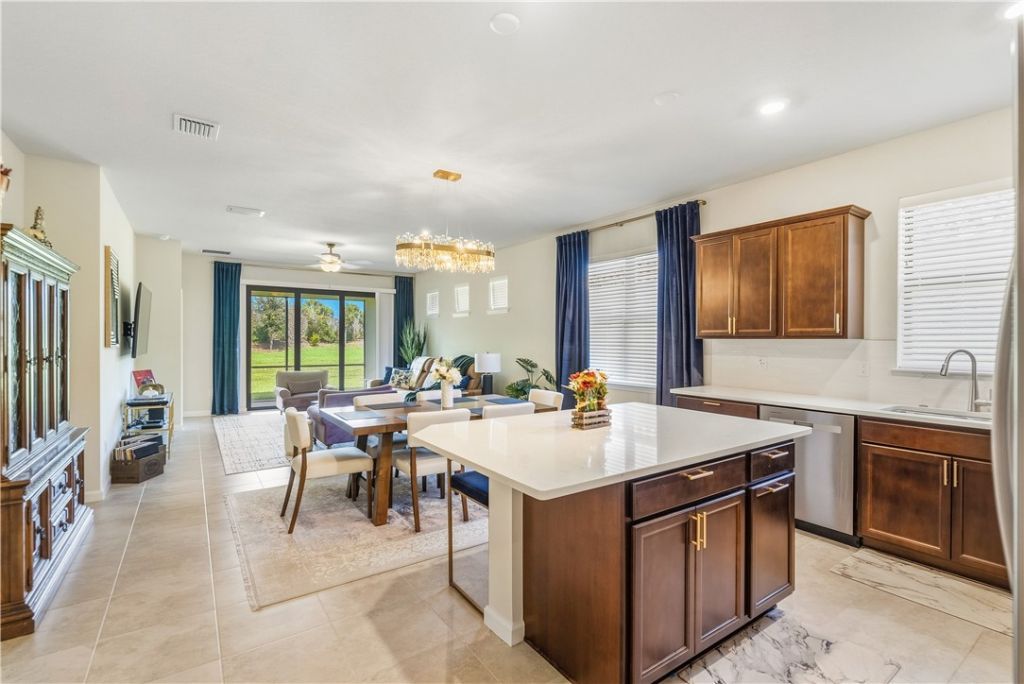 4181 Silver Maple Way , Vero Beach, FL 32967 Photo