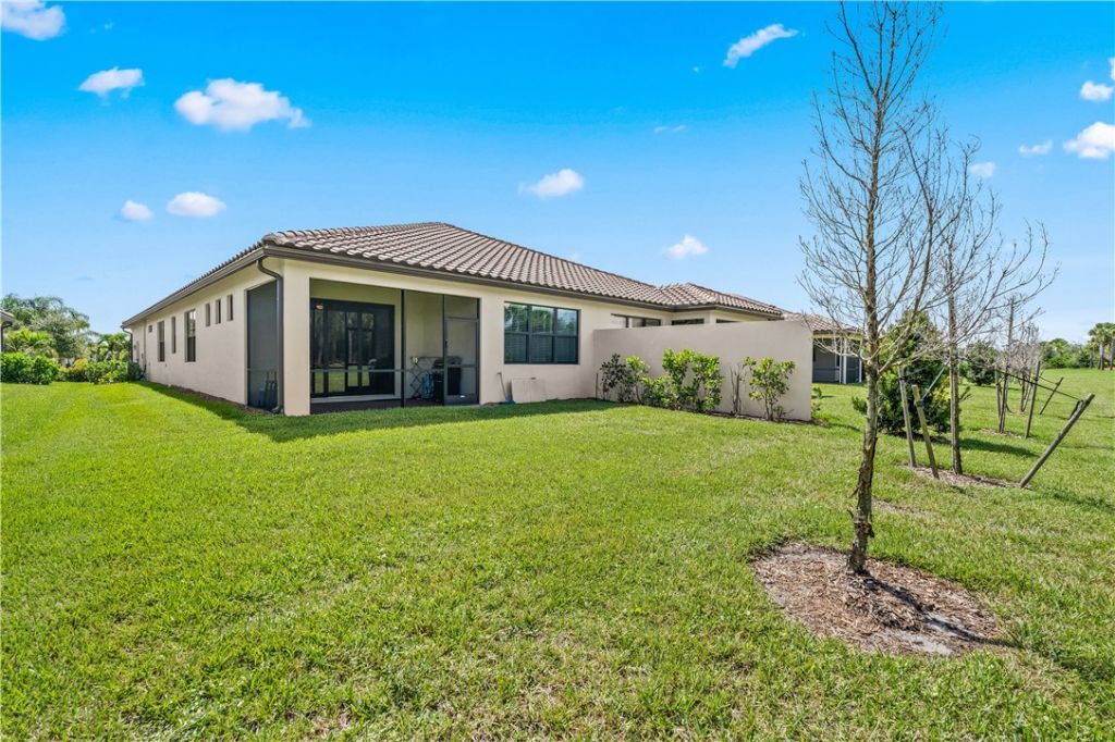 4181 Silver Maple Way , Vero Beach, FL 32967 Photo