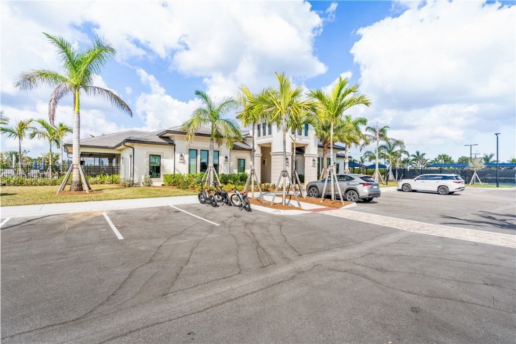 4181 Silver Maple Way , Vero Beach, FL 32967 Photo