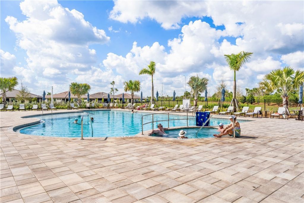 4181 Silver Maple Way , Vero Beach, FL 32967 Photo