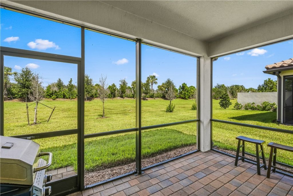 4181 Silver Maple Way , Vero Beach, FL 32967 Photo