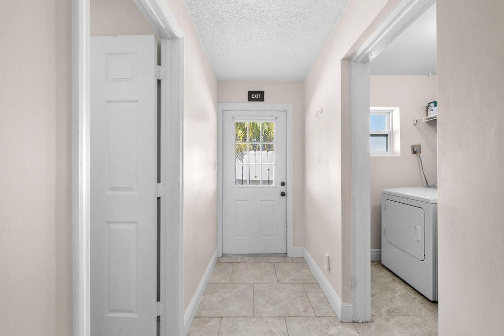 722 Granada Street, Unit A, Fort Pierce, FL 34949 Photo