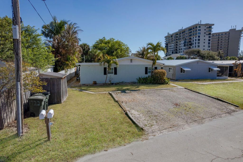 722 Granada Street, Unit A, Fort Pierce, FL 34949 Photo