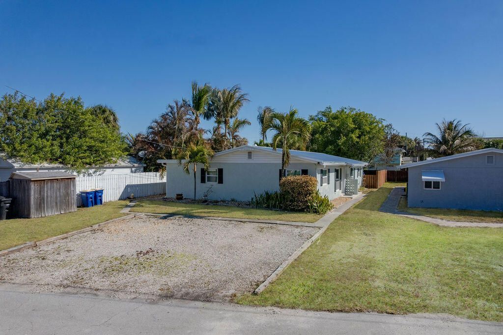 722 Granada Street, Unit A, Fort Pierce, FL 34949 Photo