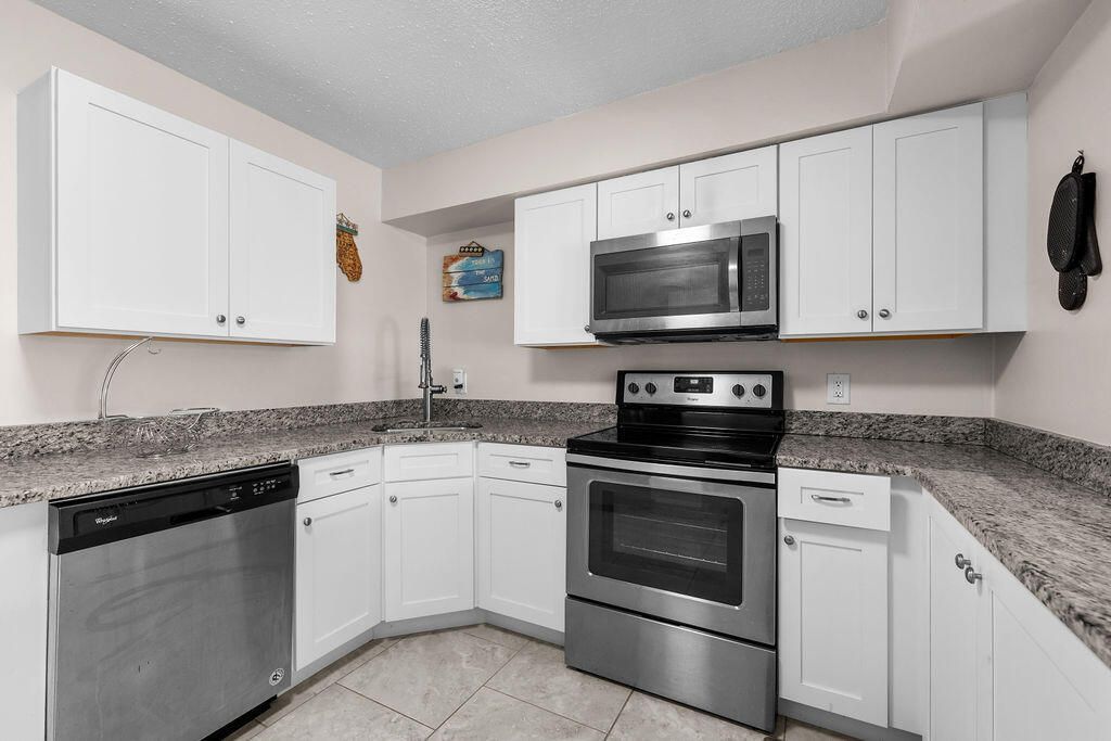 722 Granada Street, Unit A, Fort Pierce, FL 34949 Photo