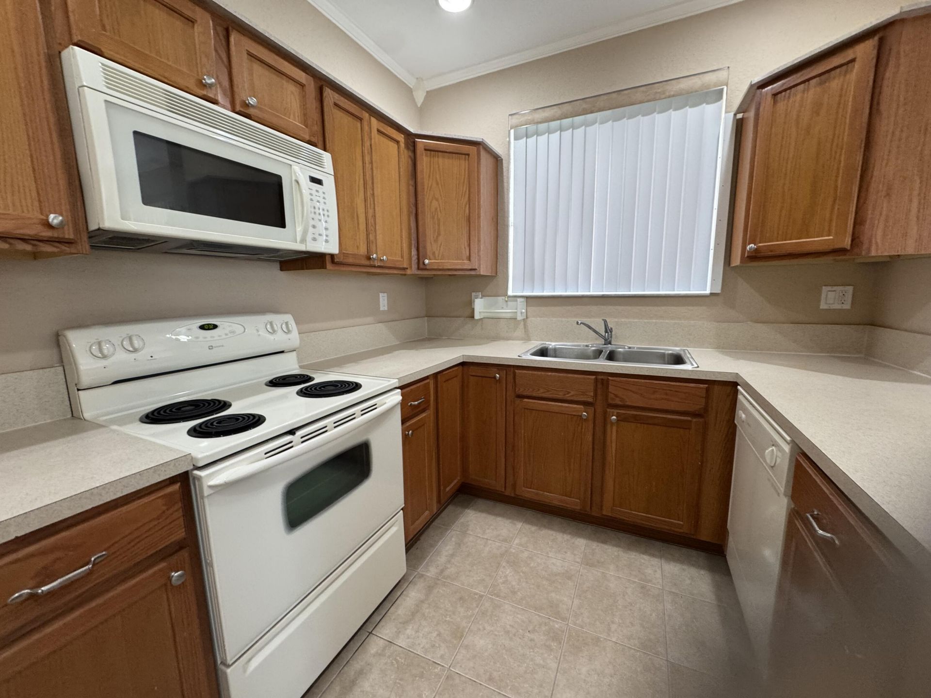 3069 Laurel Ridge Circle, Riviera Beach, FL 33404 Photo