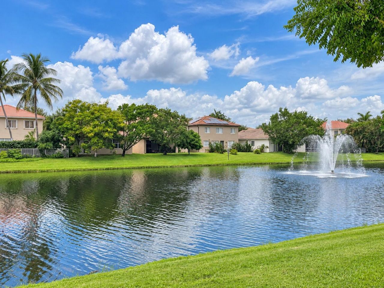 3069 Laurel Ridge Circle, Riviera Beach, FL 33404 Photo