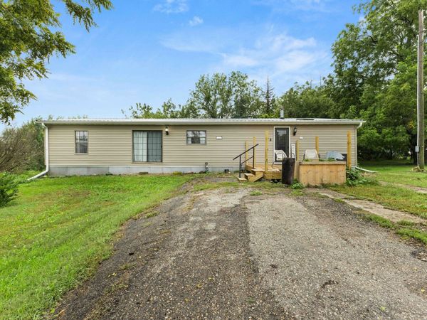 2940 Lafayette Avenue, Melbourne, IA 50162