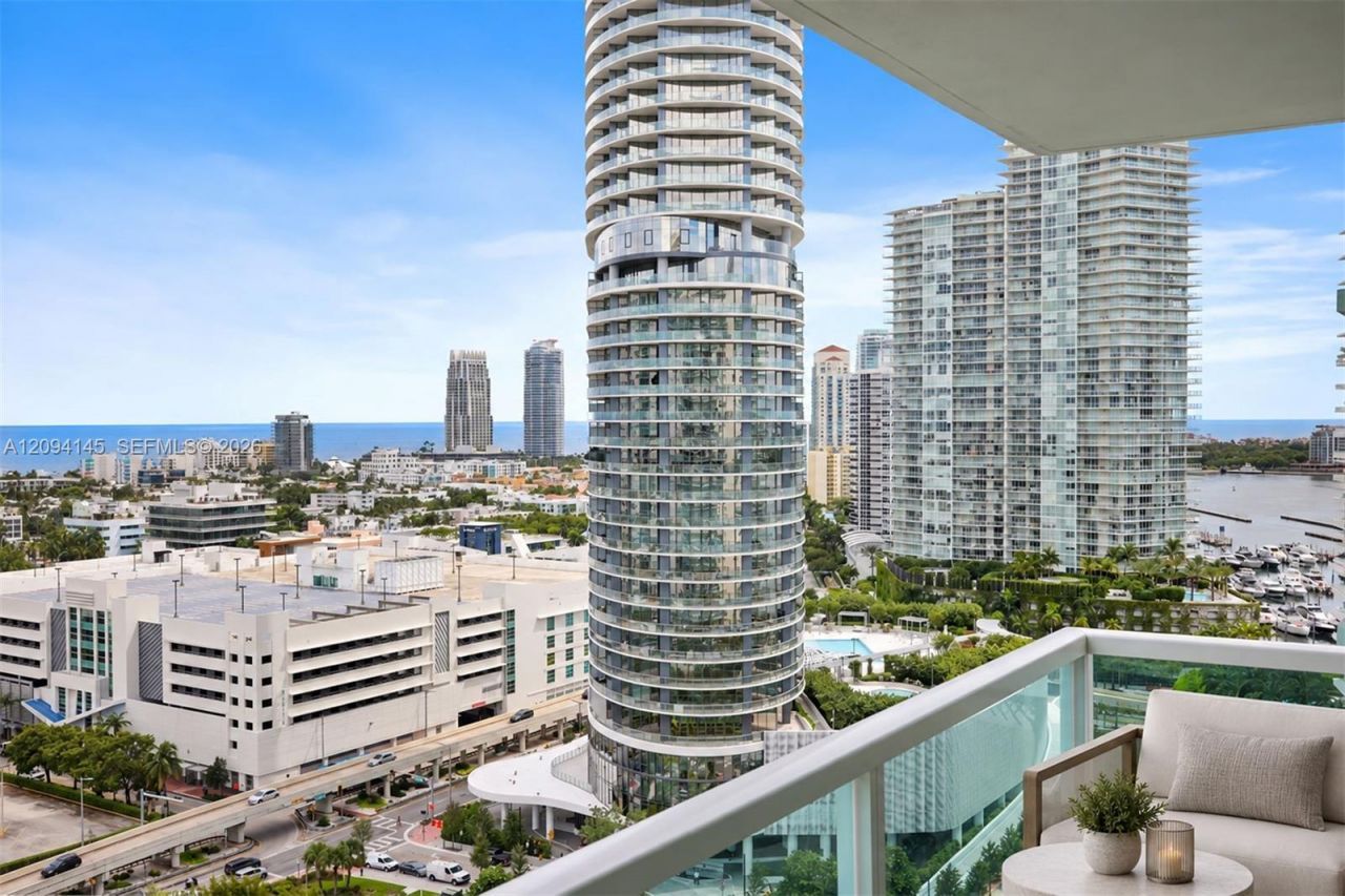 650 West Ave , Unit 2206, Miami Beach, FL 33139 Photo
