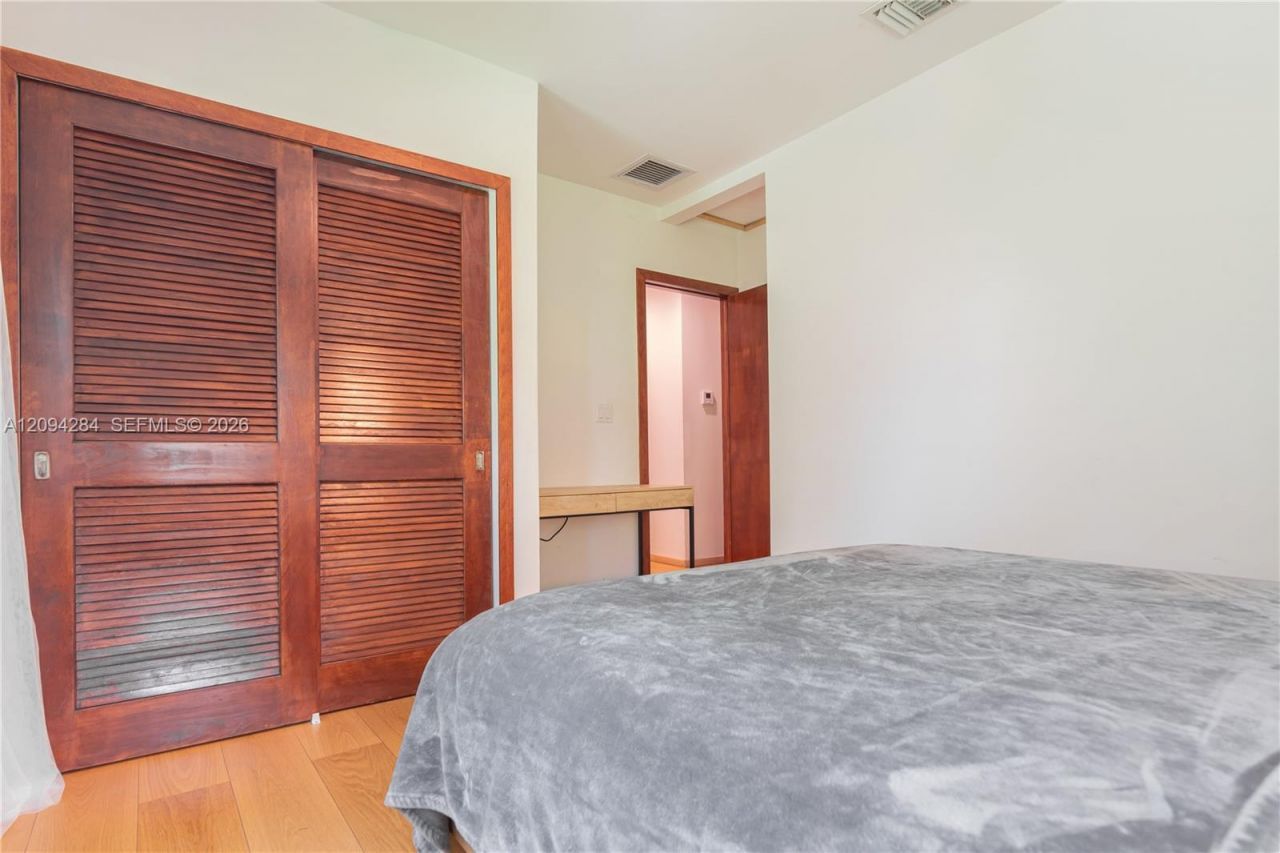 523 NE 68th St , Unit 1, Miami, FL 33138 Photo