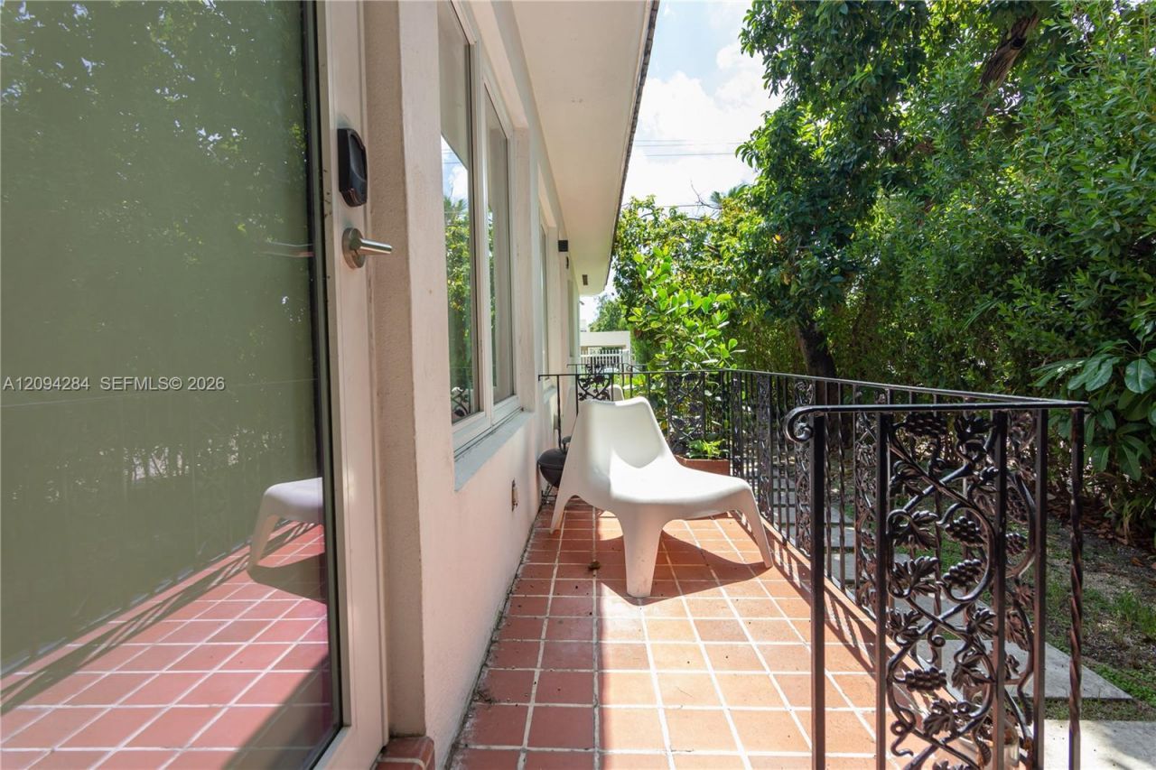 523 NE 68th St , Unit 1, Miami, FL 33138 Photo
