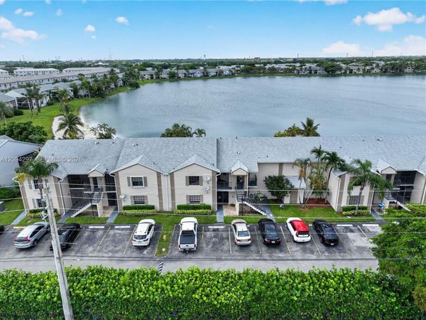 889 Hamilton Dr , Unit 889E, Homestead, FL 33034