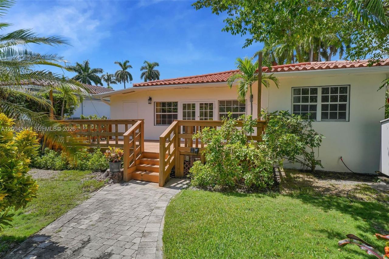 4529 Royal Palm Ave , Unit 4529, Miami Beach, FL 33140 Photo