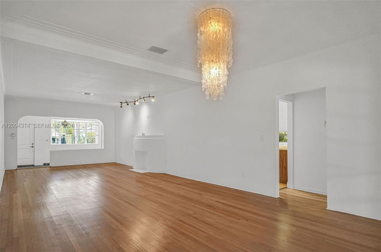 4529 Royal Palm Ave , Unit 4529, Miami Beach, FL 33140 Photo