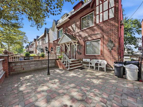 11226 197th Street , Saint Albans, NY 11412