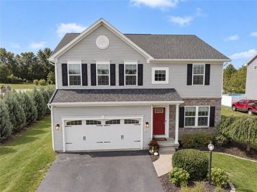 1834 Halesworth Lane , Ontario, NY 14519