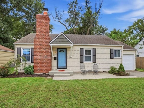 5011 W 51st Street, Roeland Park, KS 66205
