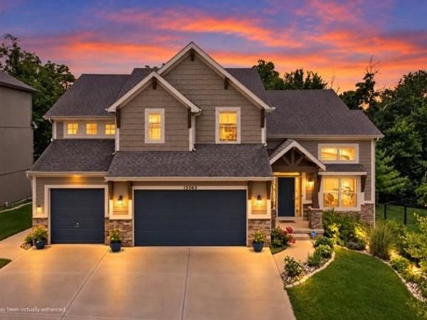 13365 NW 72nd Street, Parkville, MO 64152