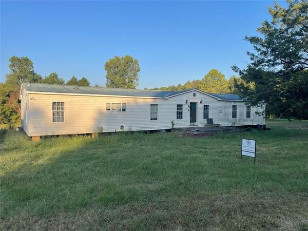 7502 Dawes Road, Mooringsport, LA 71060