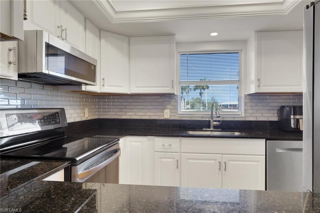 5499 Rattlesnake Hammock Rd , Unit A-207, Naples, FL 34113 Photo