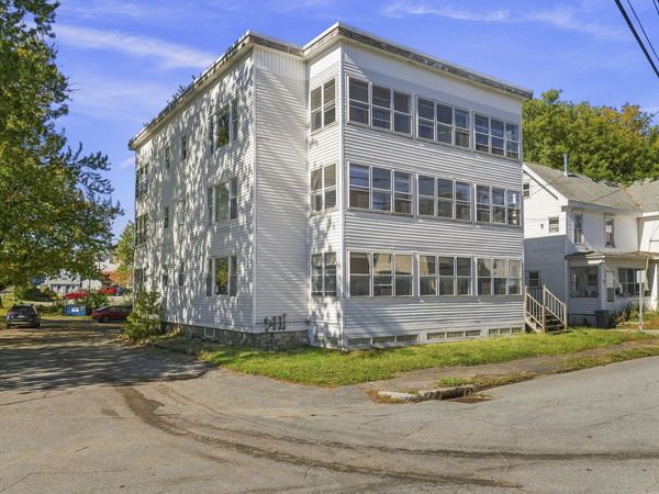 12 Swan Street, Augusta, ME 04330