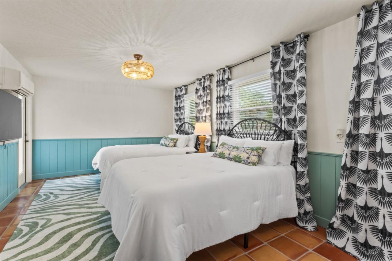 760 Longboat Court , Longboat Key, FL 34228 Photo