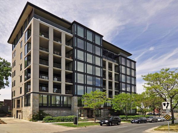 301 Kenwood Parkway , Unit 302, Minneapolis, MN 55403