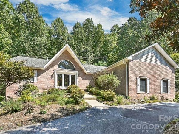 4311 Cove Loop Road , Hendersonville, NC 28739