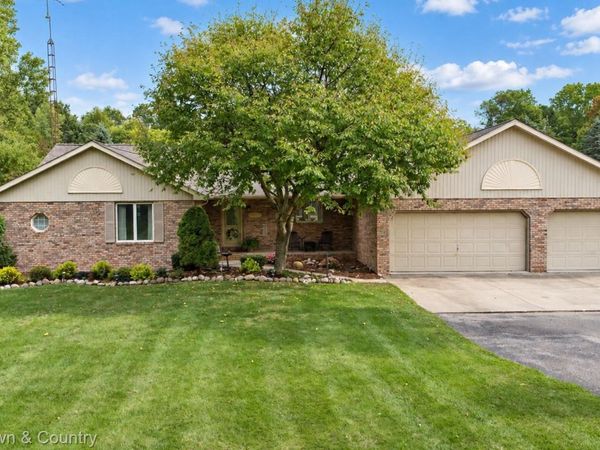5464 N Seymour Road , Flushing Township, Mi 48433