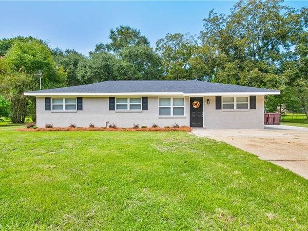 5315 Daniel Drive , Satsuma, AL 36572