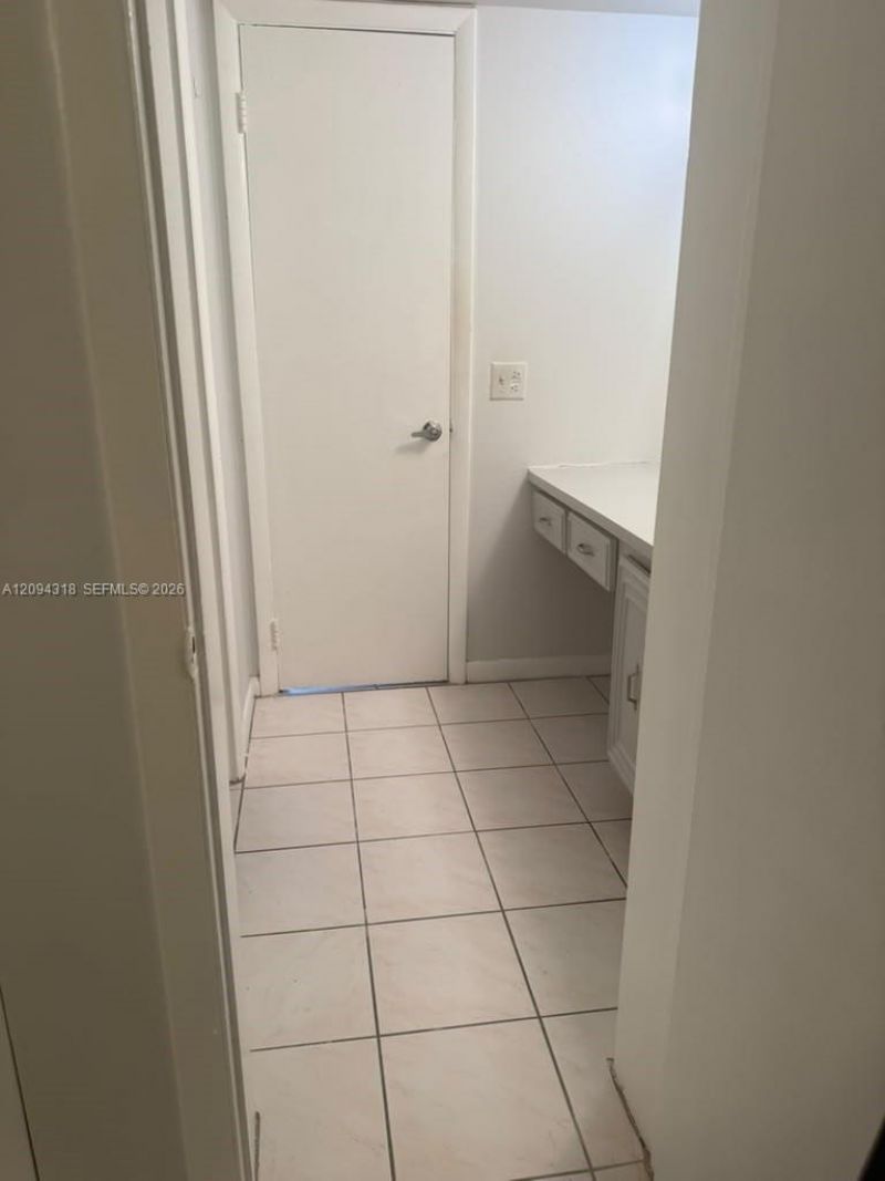 484 NW 165th St Rd , Unit A-311, Miami, FL 33169 Photo