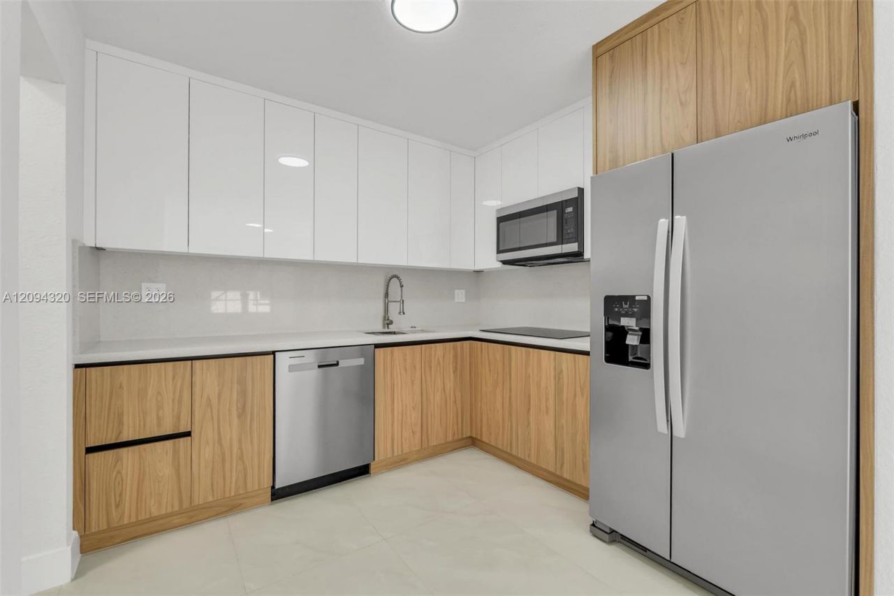 2637 Nassau Dr , Miramar, FL 33023 Photo