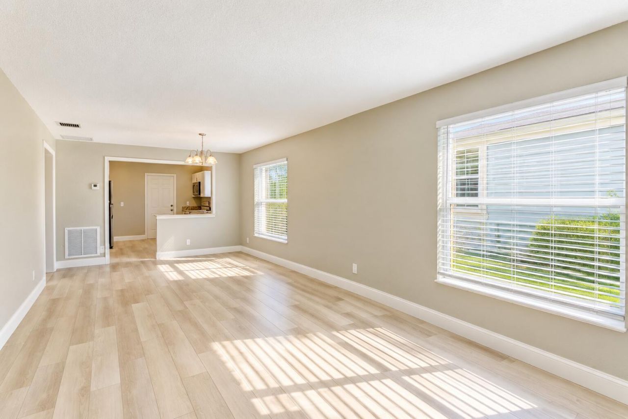 1043 22nd Street, West Palm Beach, FL 33407 Photo