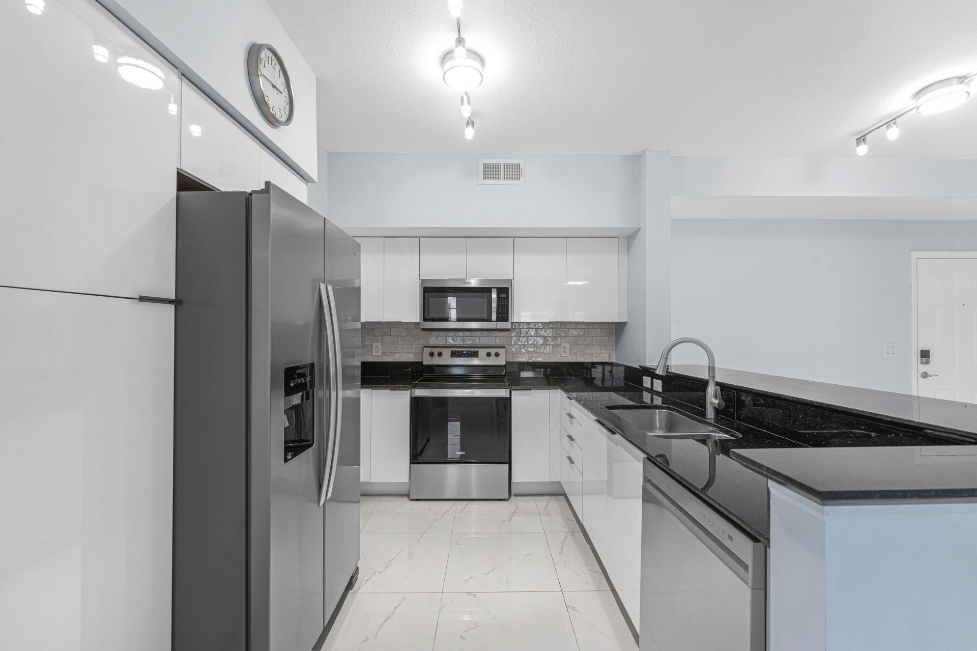 233 S Federal Highway, Unit 605, Boca Raton, FL 33432 Photo