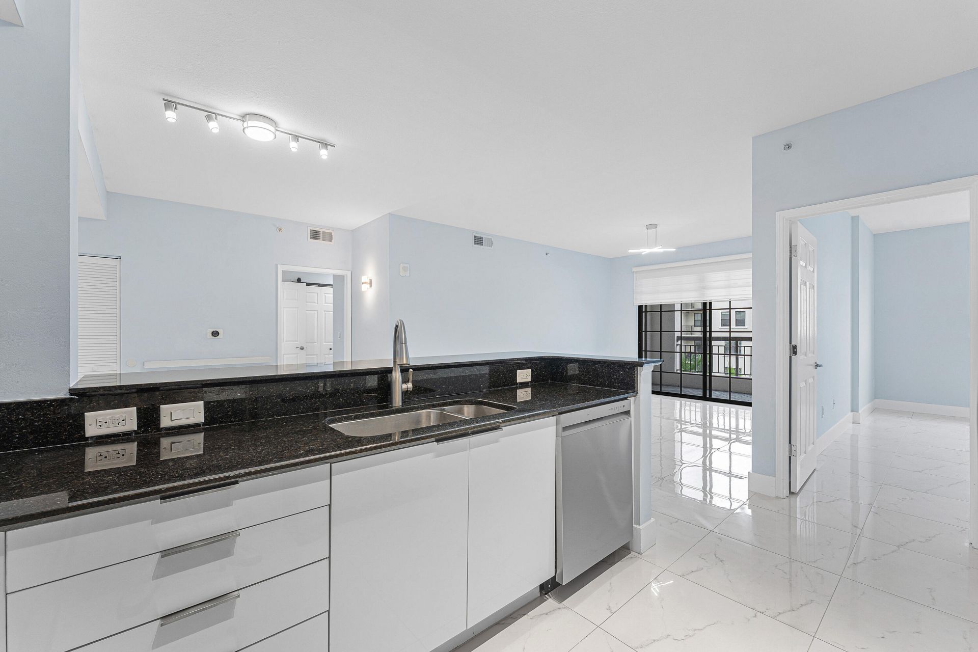233 S Federal Highway, Unit 605, Boca Raton, FL 33432 Photo