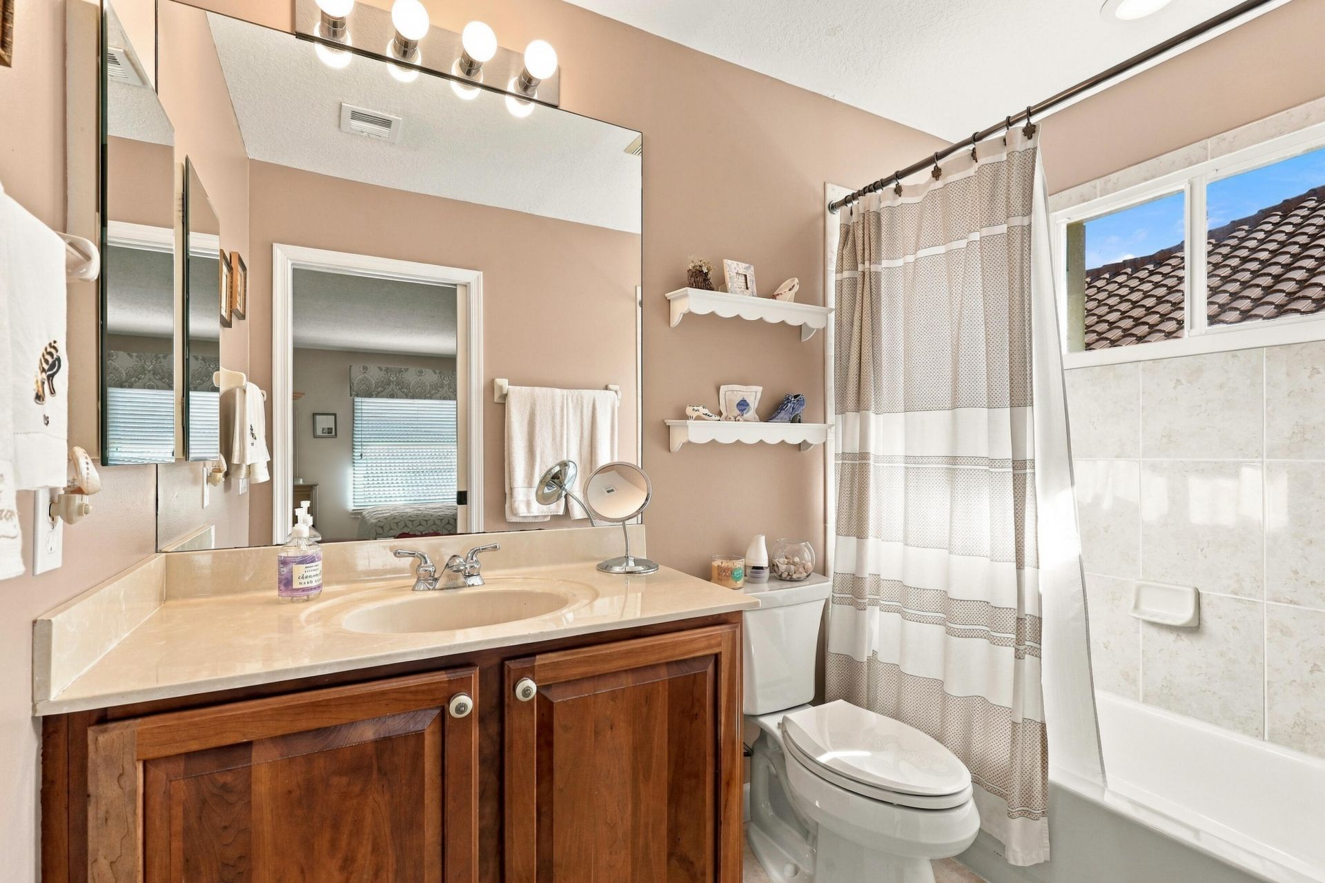 217 Lone Pine Drive, Palm Beach Gardens, FL 33410 Photo