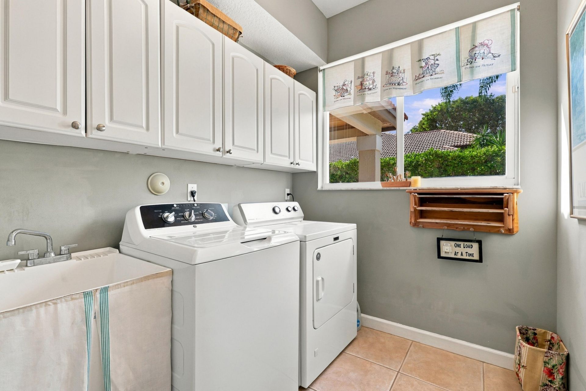 217 Lone Pine Drive, Palm Beach Gardens, FL 33410 Photo