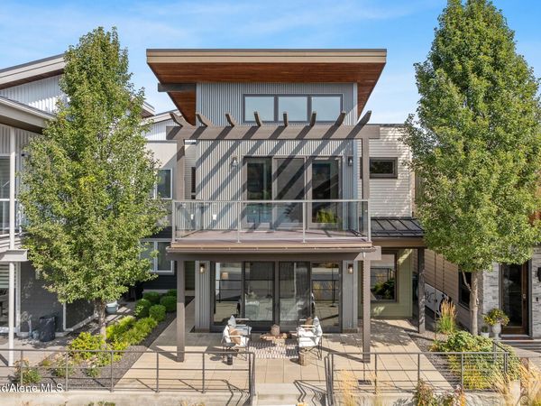 1595 W Bellerive LN, Coeur d'Alene, ID 83814